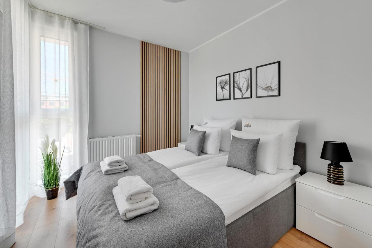 Aura 40 City Center & Free Parking By Downtown Apartments Gdansk Exterior photo