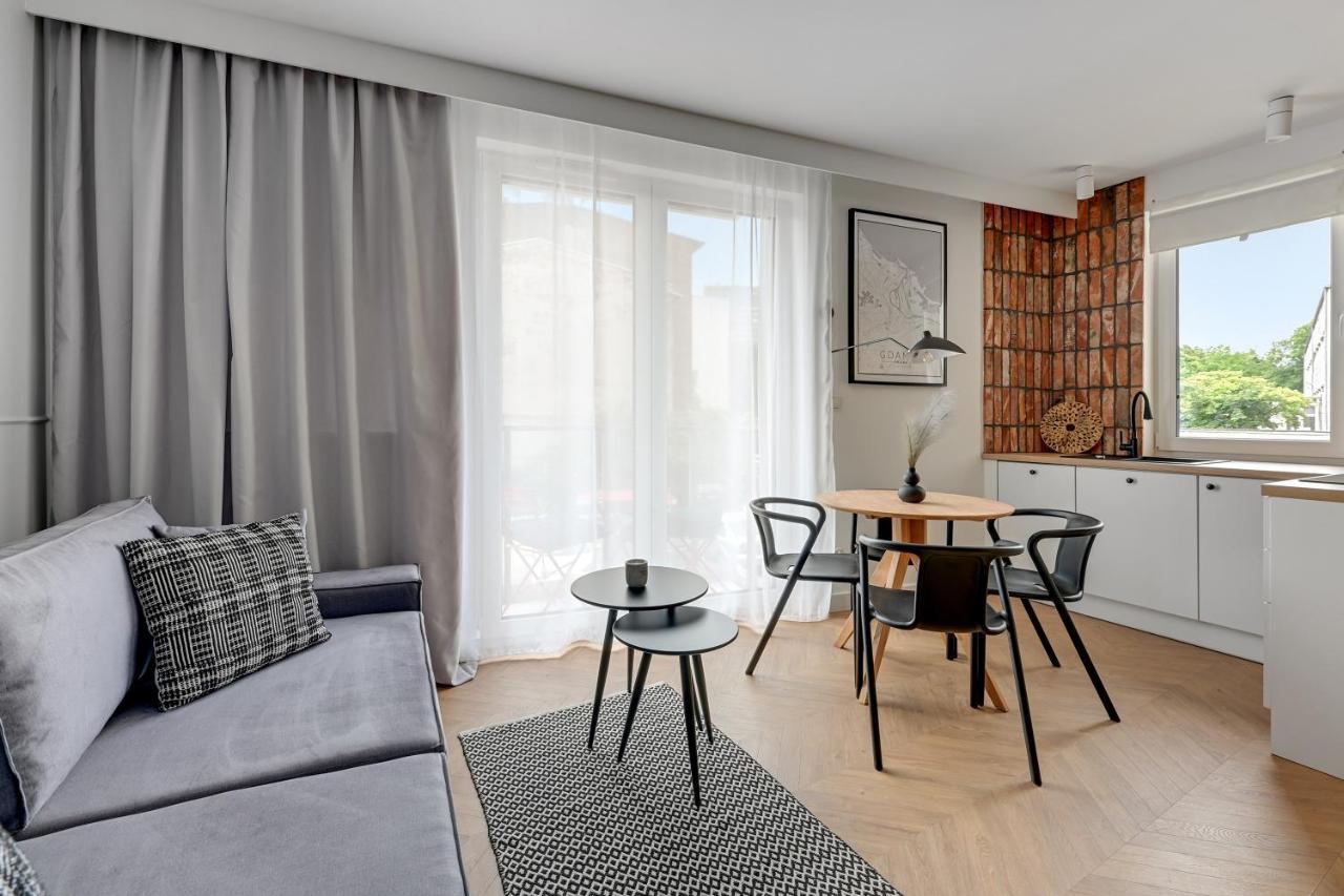 Aura 40 City Center & Free Parking By Downtown Apartments Gdansk Exterior photo